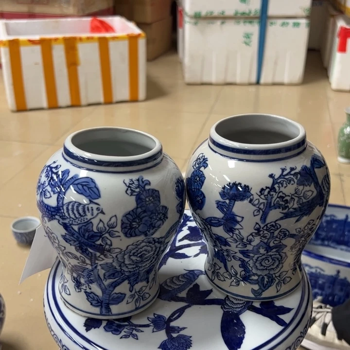 瓷片微瑕。。。。。。。。。。