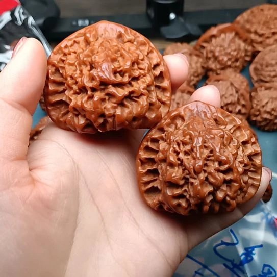 文玩核桃吊坠官帽