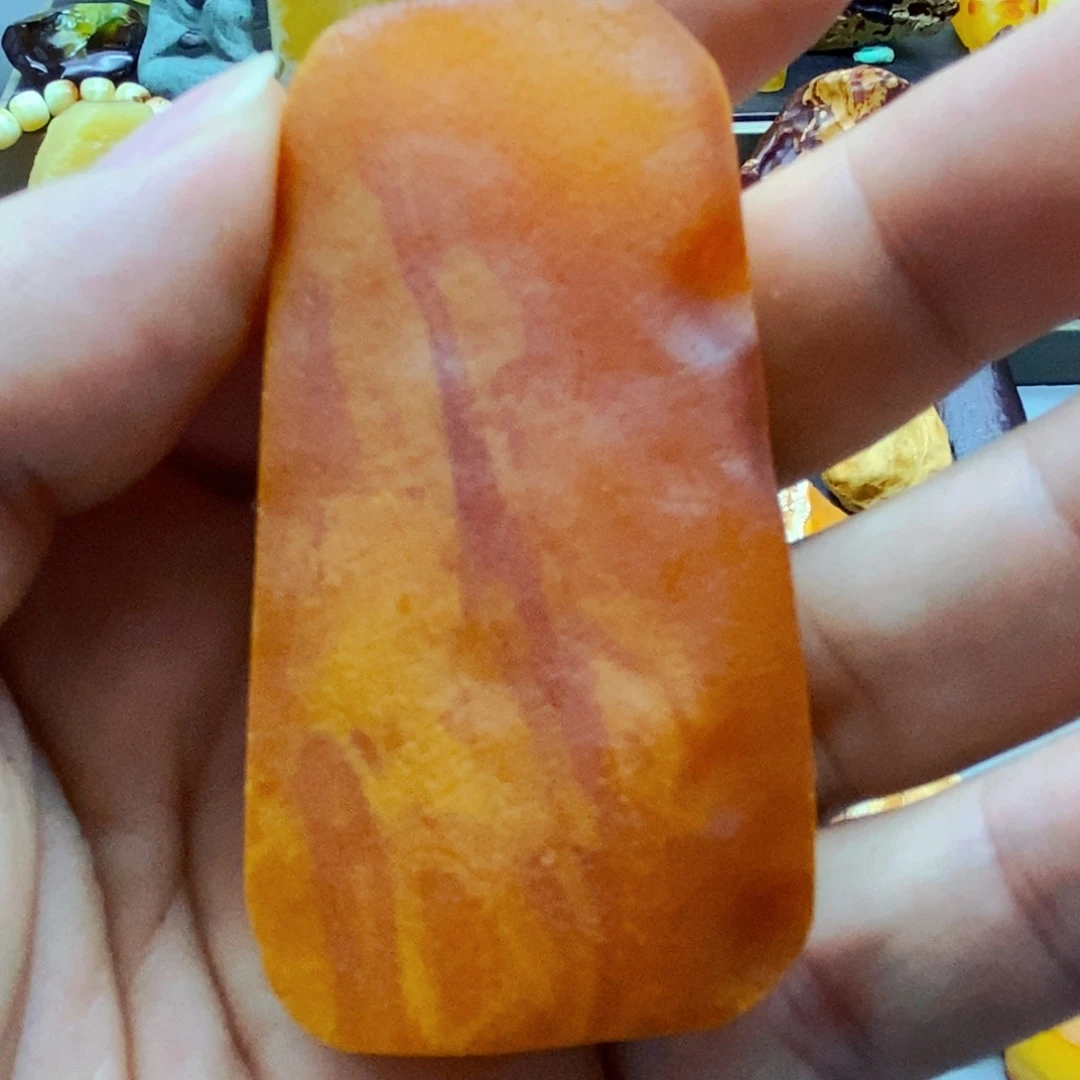 定制琥珀未镶嵌?蜜蜡原石定制