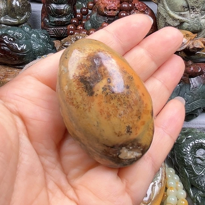 岫岩河磨玉（透闪石质玉）未镶嵌把件
