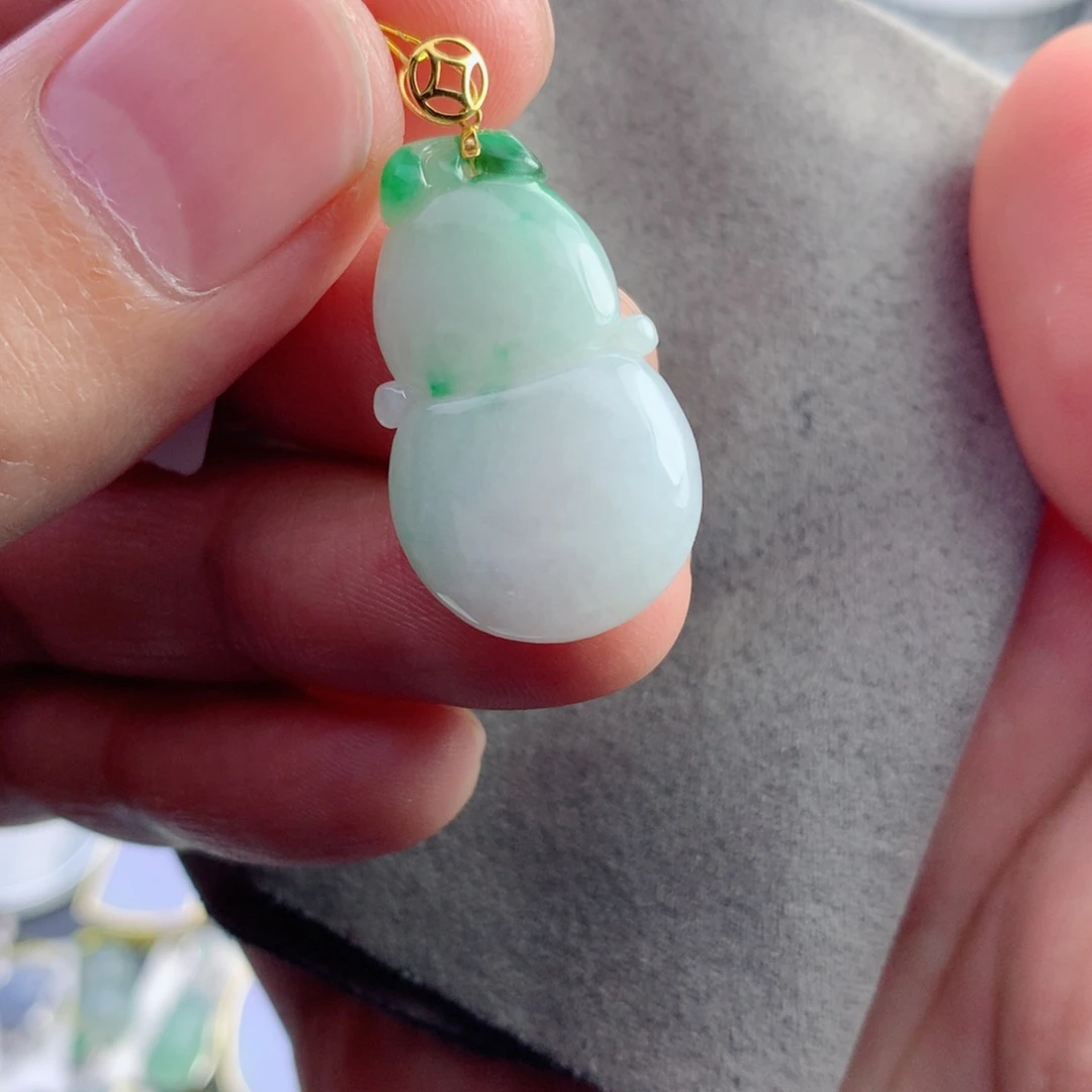 颈饰未镶嵌翡翠葫芦