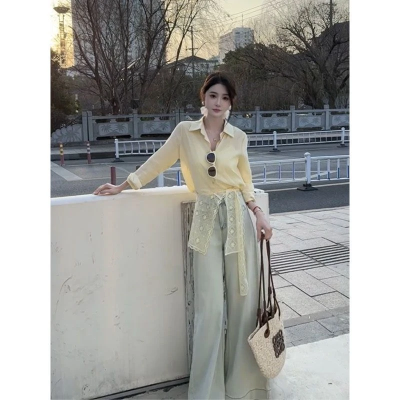 秋季搭配一整套2025新款时尚气质显瘦蕾丝花边衬衫牛仔裤三件套装