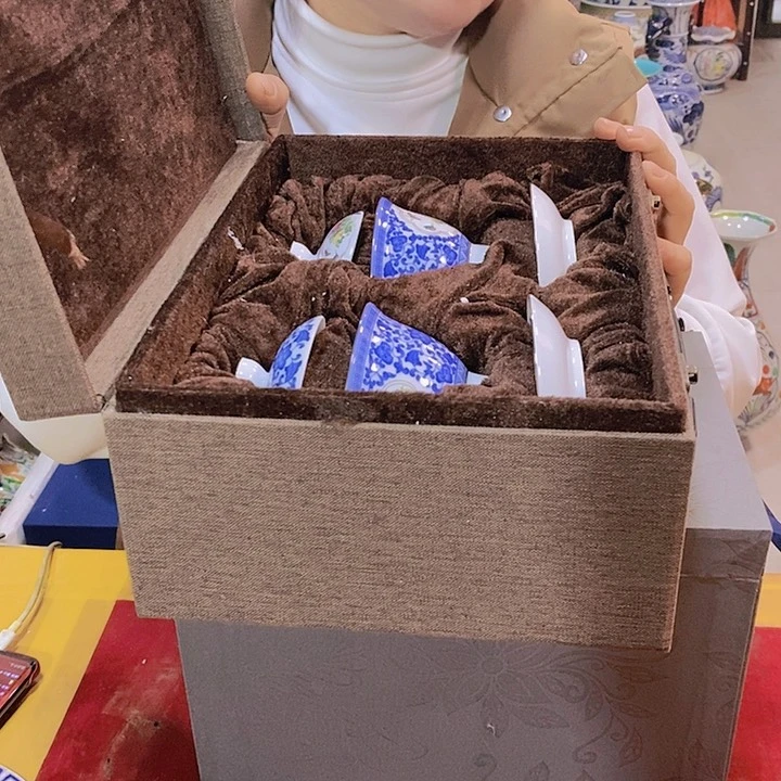 瓷片广****院瓷器等行业都具有较