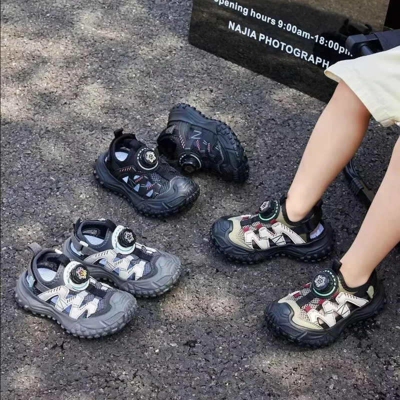 儿童镂空运动凉鞋2025夏季新款男童透气网鞋女童沙滩凉鞋中大童潮