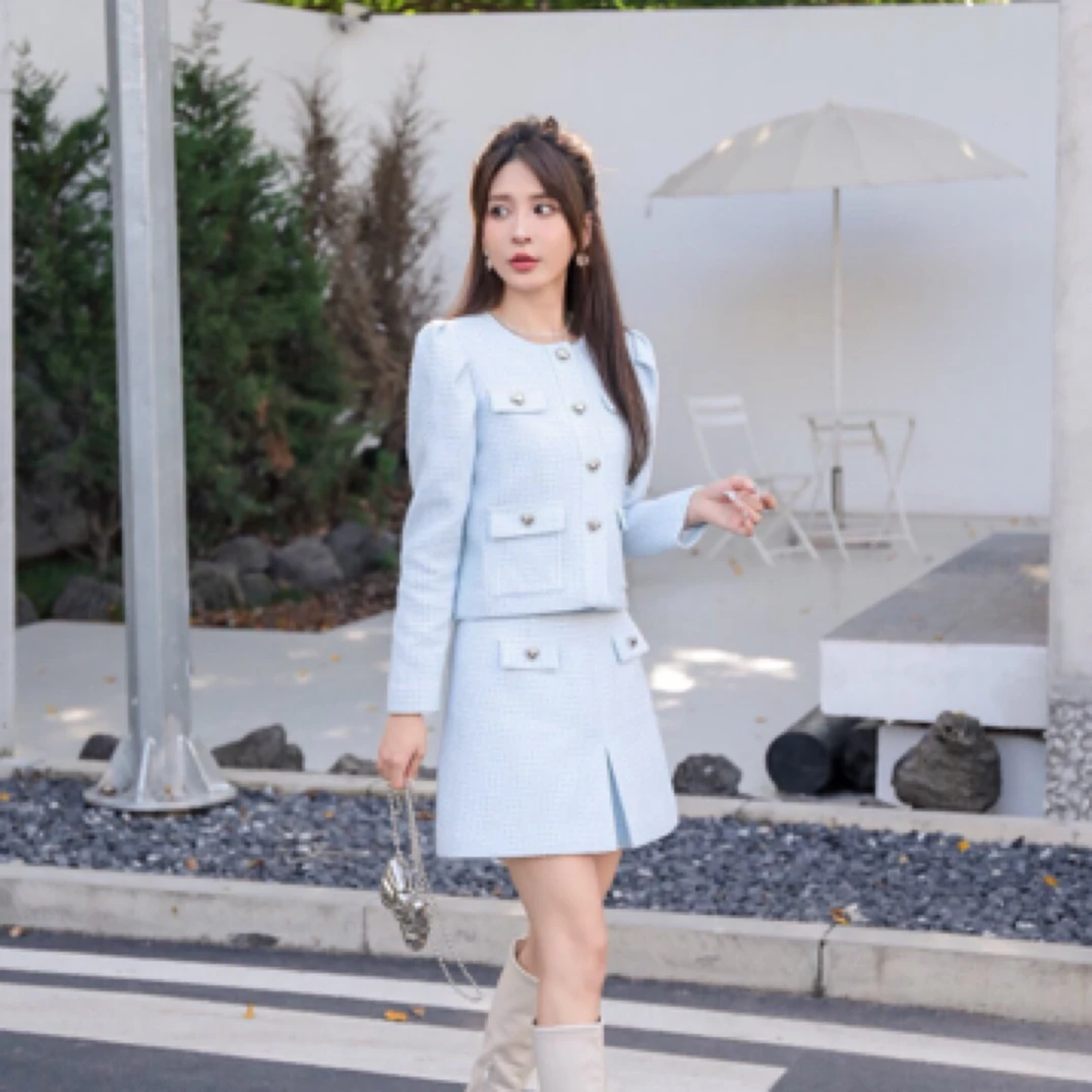 Q.S蓝白粗纺小香风套装