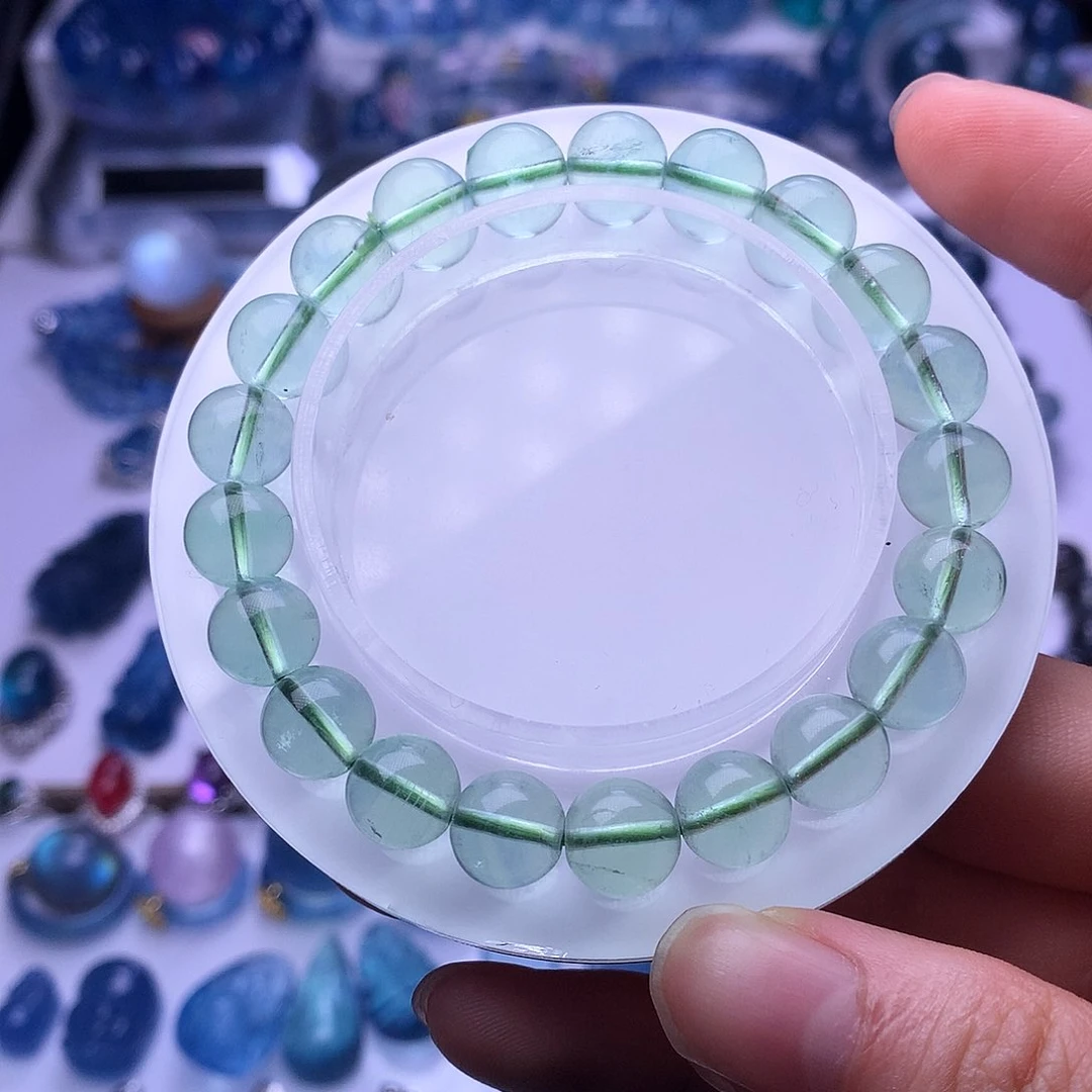 未镶嵌手链水晶多样性