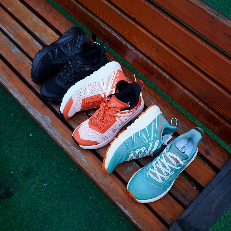 捡漏！男女款轻便防滑户外越野跑步鞋 2329