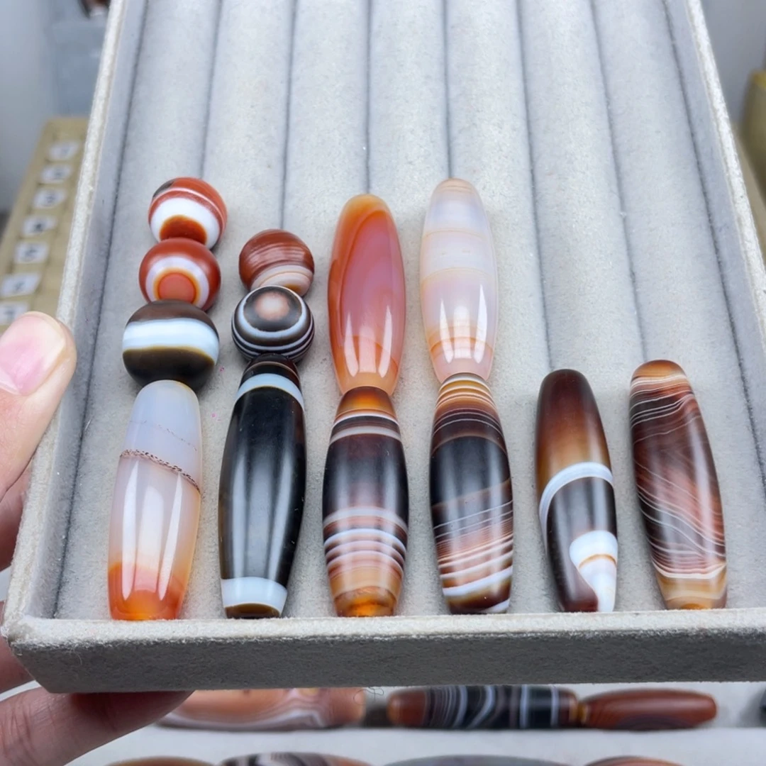 熊***姐玛瑙/玉髓合金颈饰