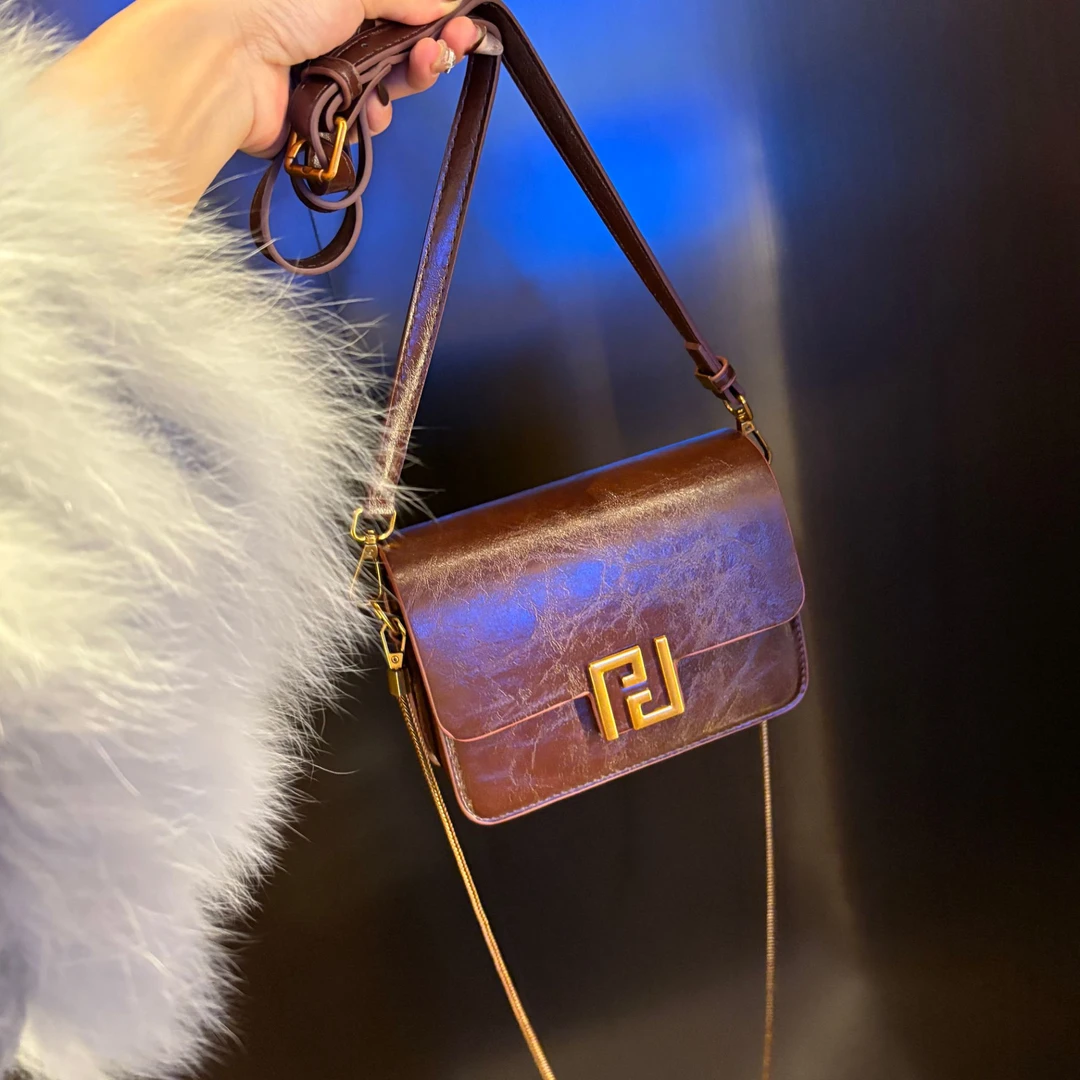 高级感豆腐包复古港风斜挎包多隔层单肩包2025新款韩版秋冬百搭