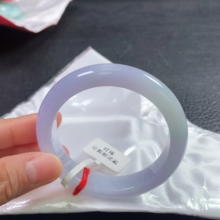 翡翠未镶嵌手镯53圈