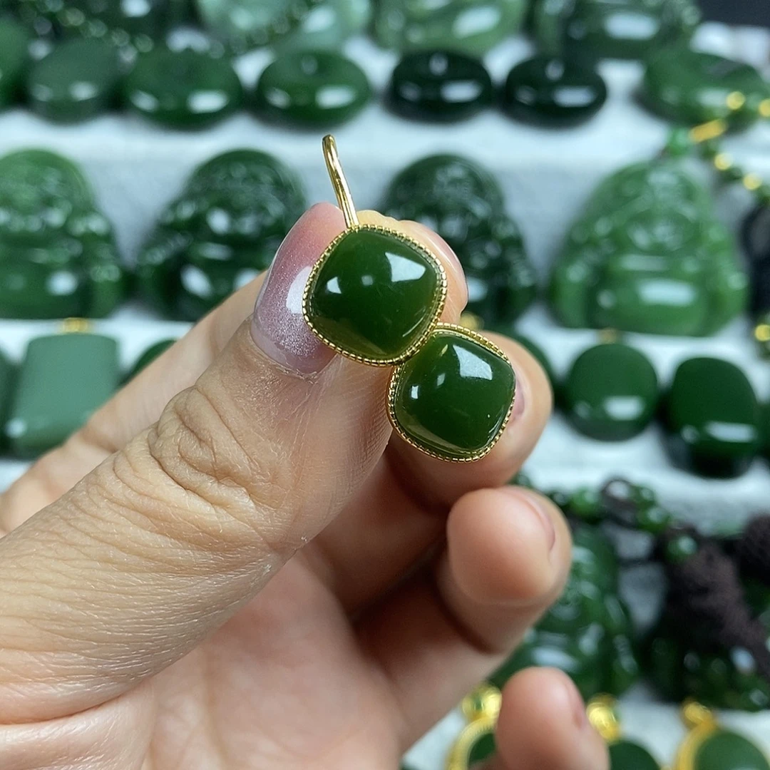 和田玉（碧玉）未镶嵌颈饰