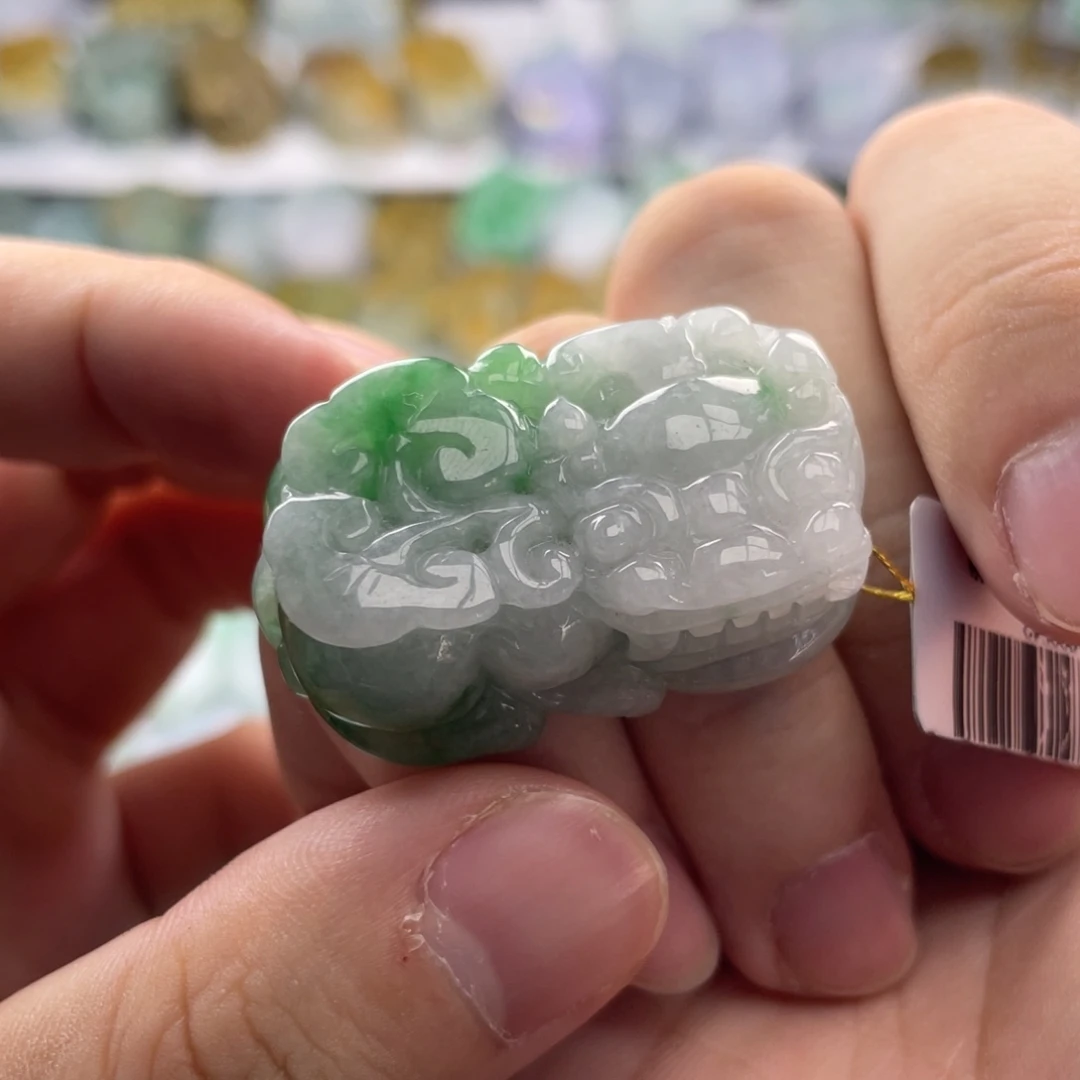 翡翠未镶嵌颈饰貔貅10