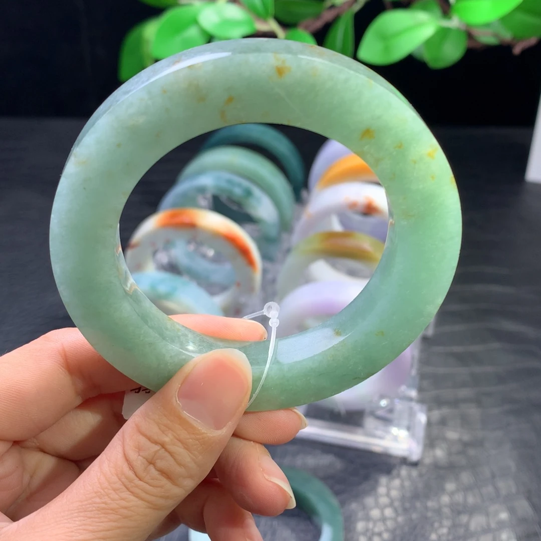 定制翡翠未镶嵌定制翡翠A货手镯
