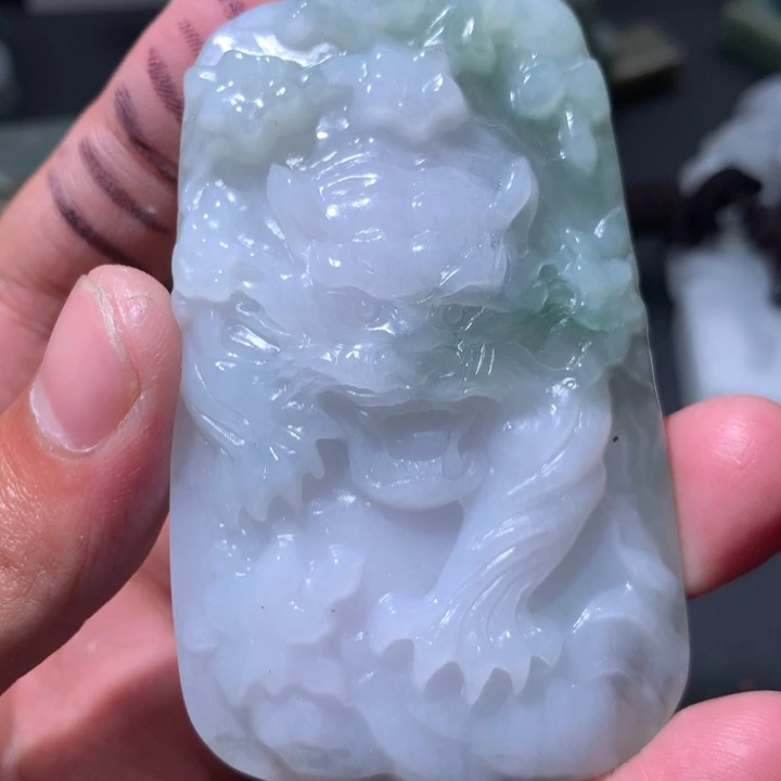翡翠未镶嵌颈饰保真天然a货翡翠