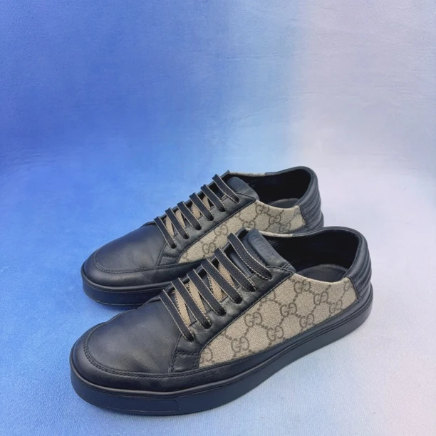 95新 GUCCI/古驰 41码/大Logo双G老花拼接 牛皮 时尚休闲板鞋