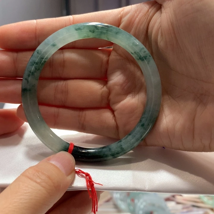 翡翠未镶嵌手镯买断