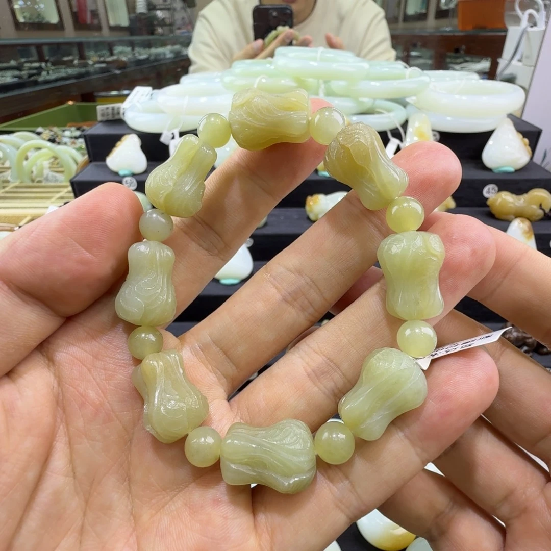 和田玉未镶嵌手串新疆和田玉卡13