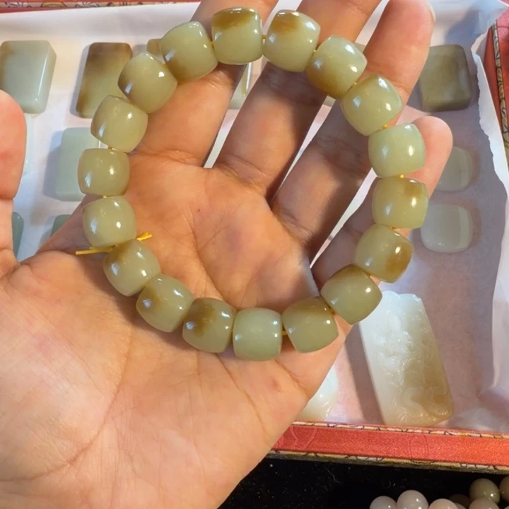 和田玉（糖玉）未镶嵌手链卡12