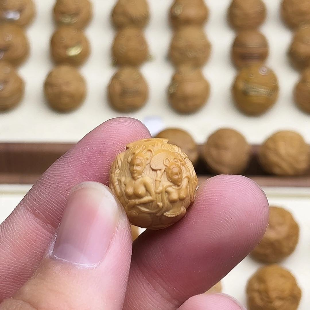 猴头核桃吊坠飞蝗吨天17