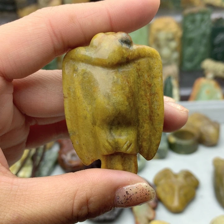 岫岩河磨玉（透闪石质玉）未镶嵌挂件六****年