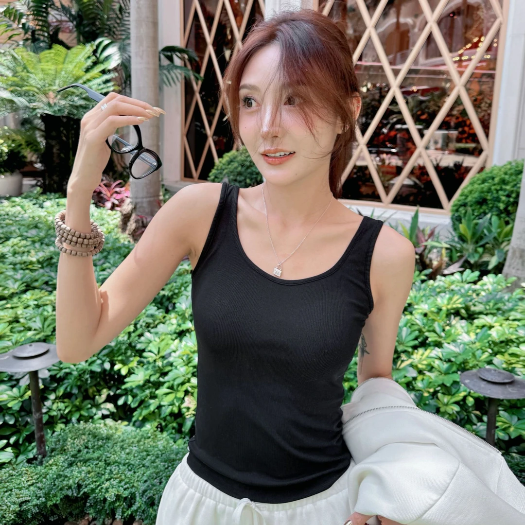 Moprobably李予诺「无感背心」纯欲性感修身显瘦吊带背心L5346001