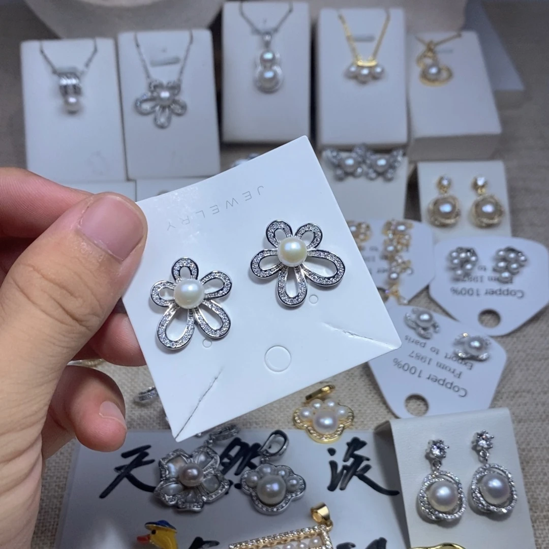 未镶嵌淡水珍珠耳饰