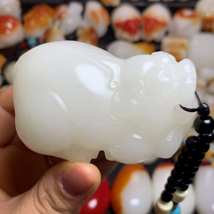 健*新疆戈壁石五彩石