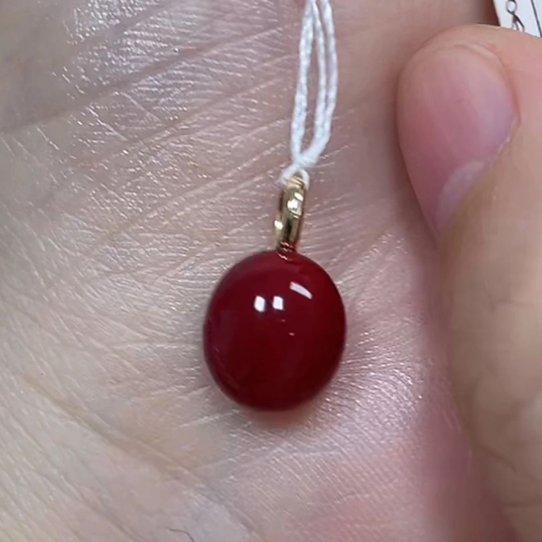 天然珊瑚阿卡蛋面吊坠18k金