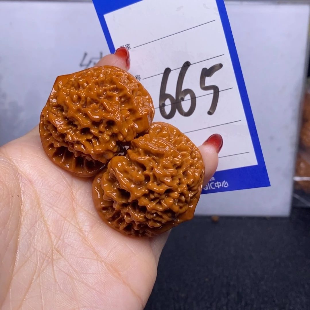 文玩核桃把件665/43官帽