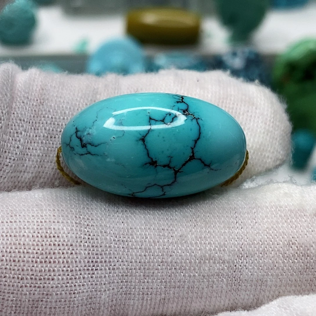 绿松石未镶嵌天然原矿 带武汉地大证书