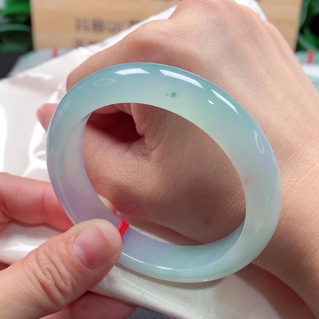 未镶嵌手镯翡翠82号，天然A货翡翠手镯