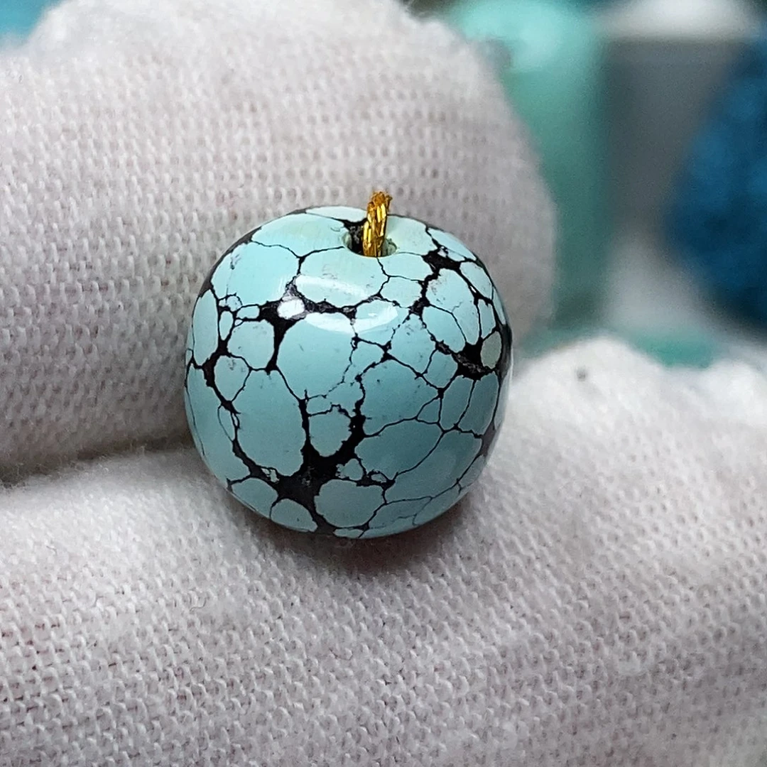 绿松石未镶嵌天然原矿 带武汉地大证书