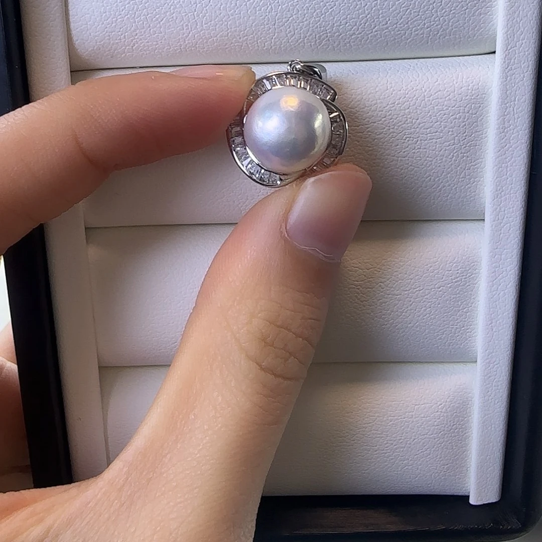 颈饰银S925镶嵌淡水珍珠10～11吊坠