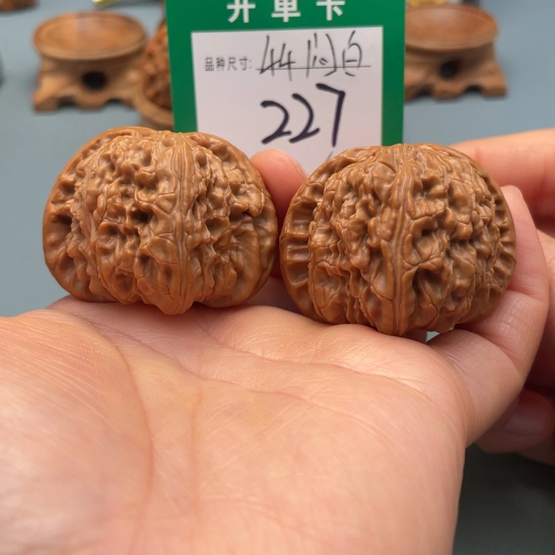 桃核把件文玩核桃