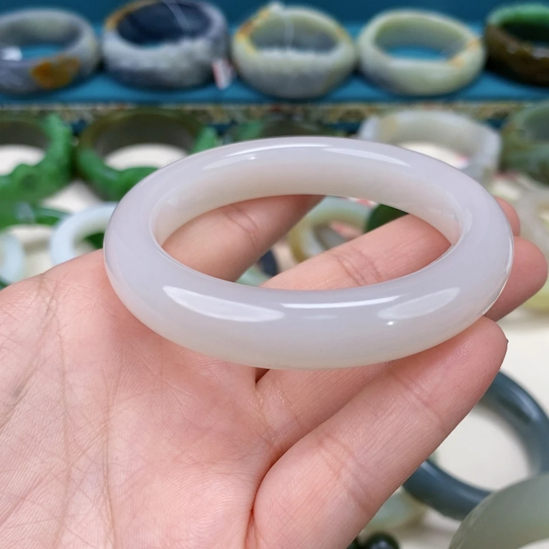 和田玉手镯54.4未镶嵌S****y