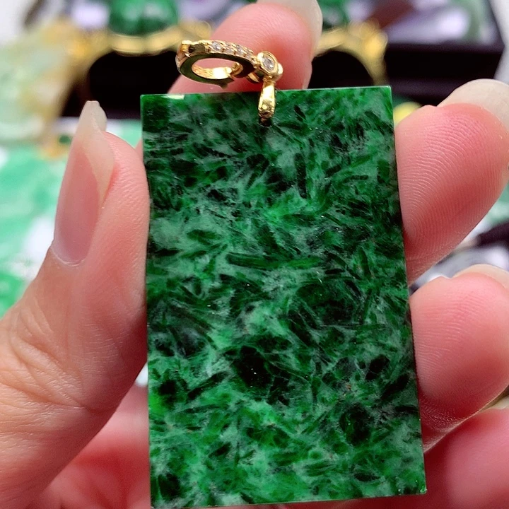 翡翠银S925镶嵌颈饰翡翠