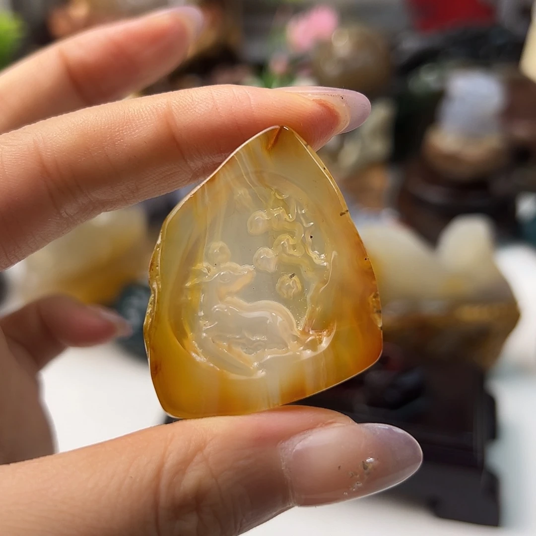 玛瑙/玉髓颈饰未镶嵌