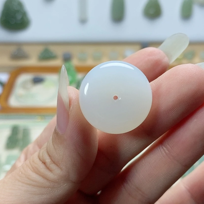 【闪购商品】颈饰未镶嵌和田玉晶*晶