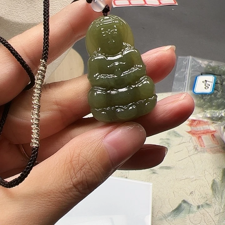 和田玉未镶嵌颈饰4