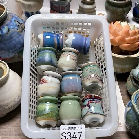 紫砂花盆哈**我347微瑕品口径3厘米左右