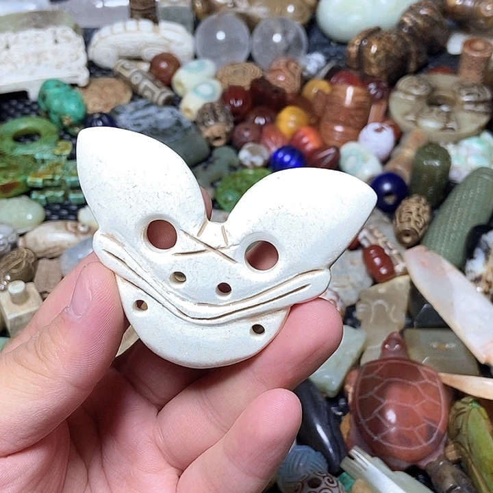 和田玉未镶嵌颈饰155