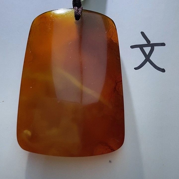 琥珀未镶嵌珠宝奇石14