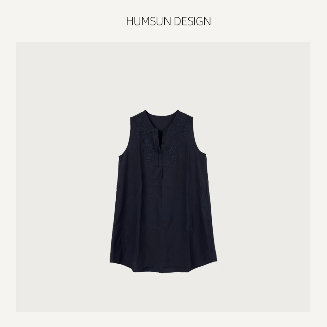 HUMSUN/禾木笙「画澜清欢」莱赛尔·苎麻浮雕绣花半开襟背心裙 5B486