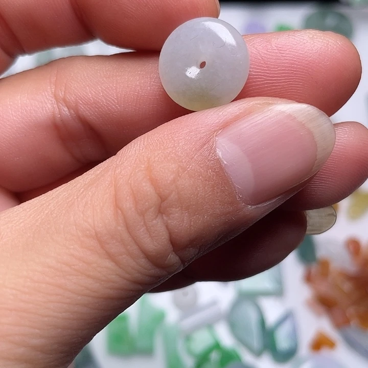 定制翡翠未镶嵌特色平安扣