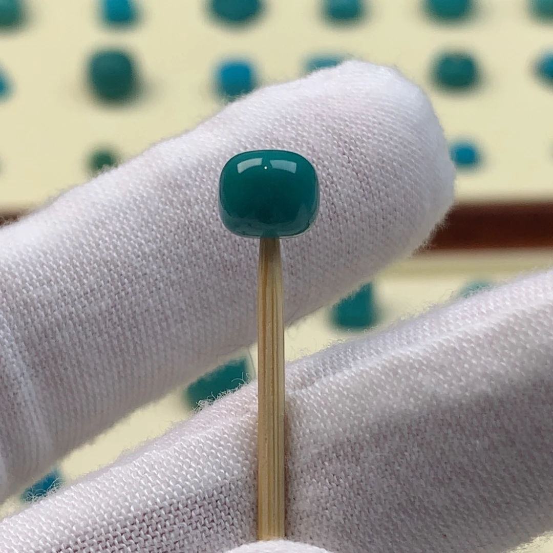 绿松石未镶嵌绿松石