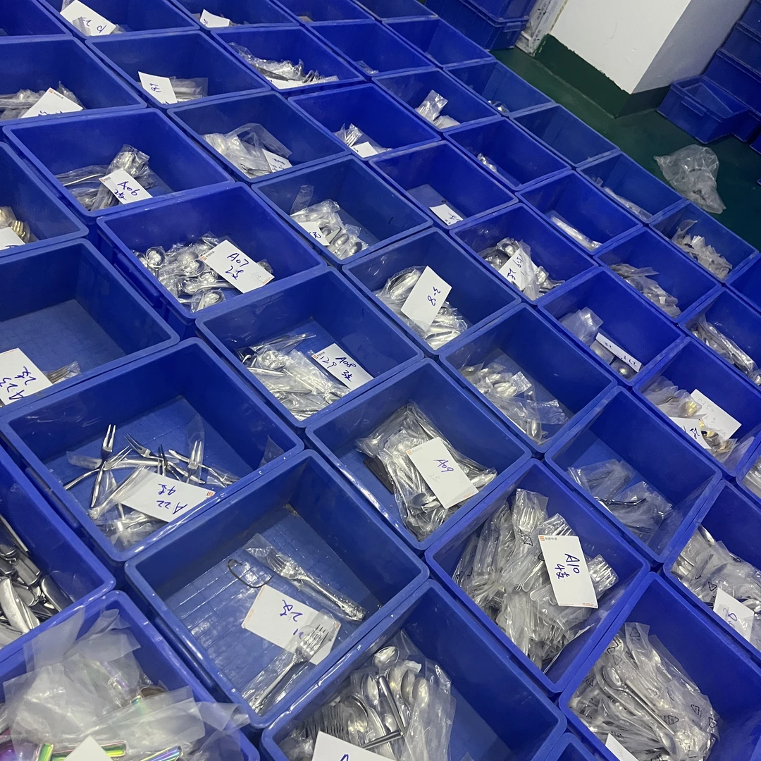 （K开头）出口库存18-10不锈钢餐具勺子叉子汤勺漏勺厨房用品