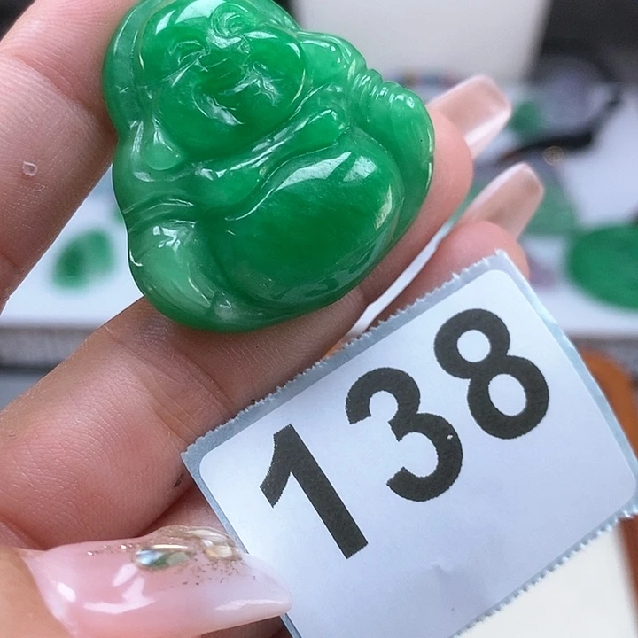 翡翠颈饰未镶嵌吊坠