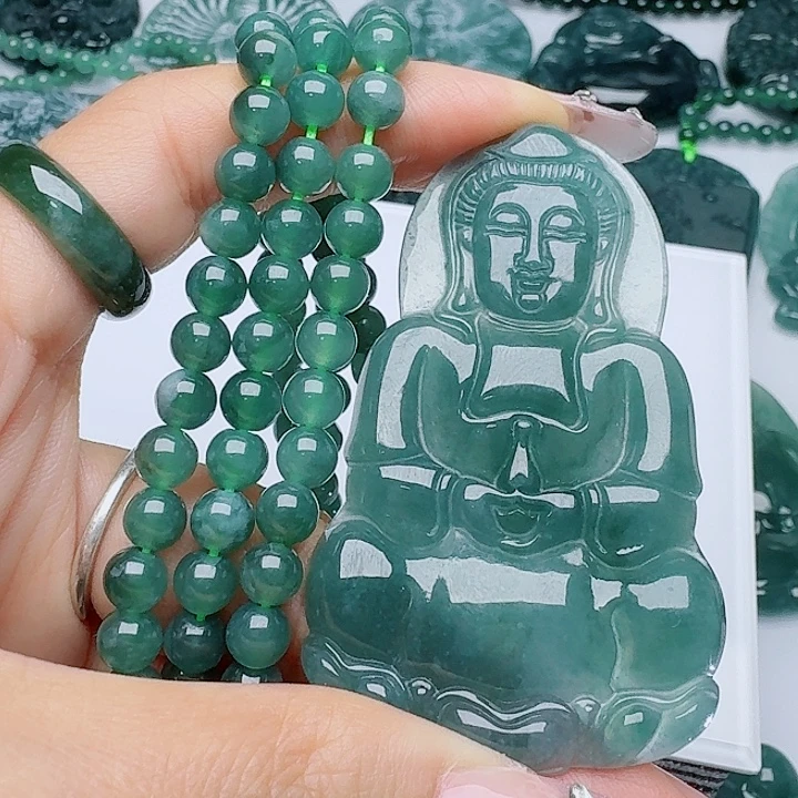 翡翠未镶嵌颈饰天然的A货翡翠多样性发其一