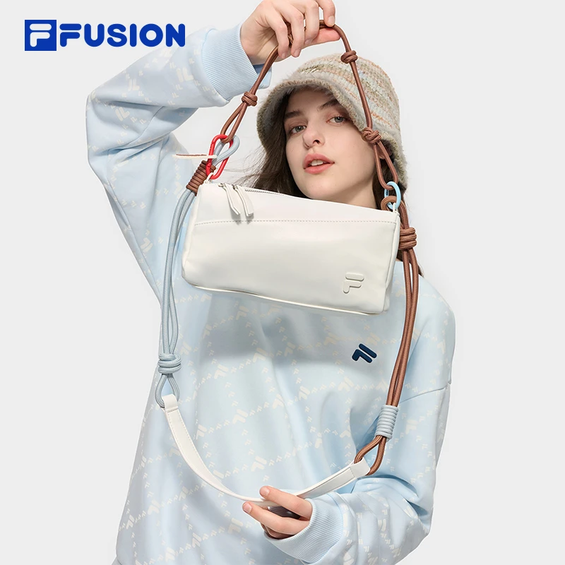 FILA斐乐潮牌正品男女款时尚休闲潮流百搭挎包穿搭必备T13U542122