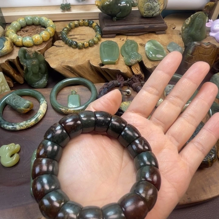 D***n岫岩河磨玉（透闪石质玉）未镶嵌珠宝奇石